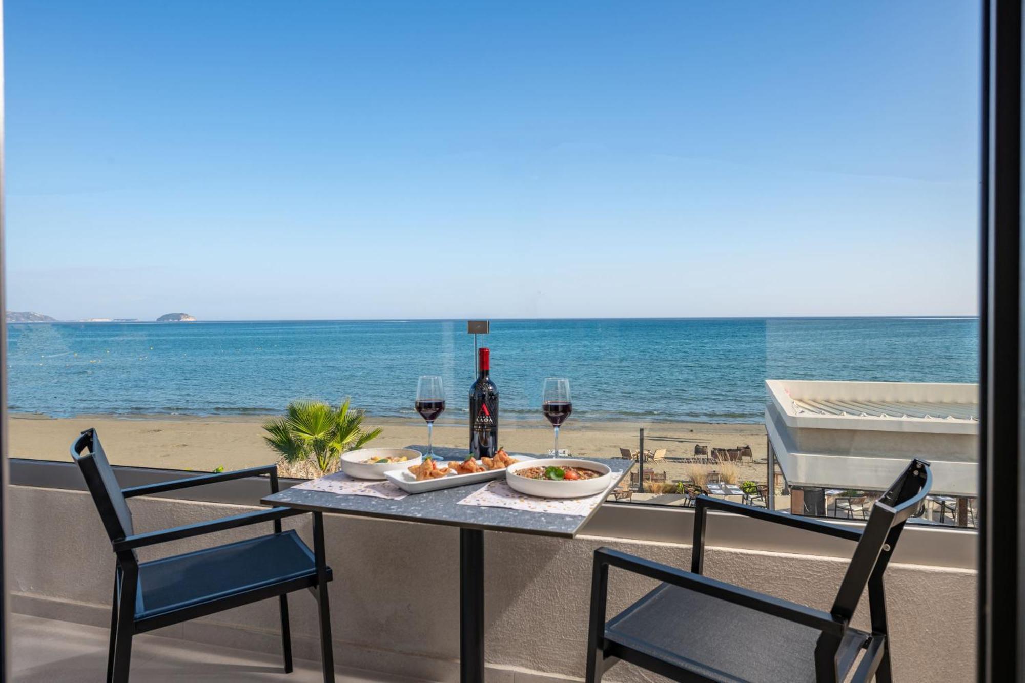 Horizon Apartments - Beachfront Luxury, By Zantewize Laganas Exterior foto